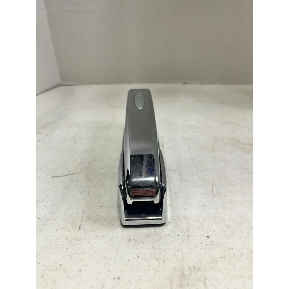 Swingline 747 Polished Chrome‎ Stapler 20 Sheets Silver Chrome Plus Series